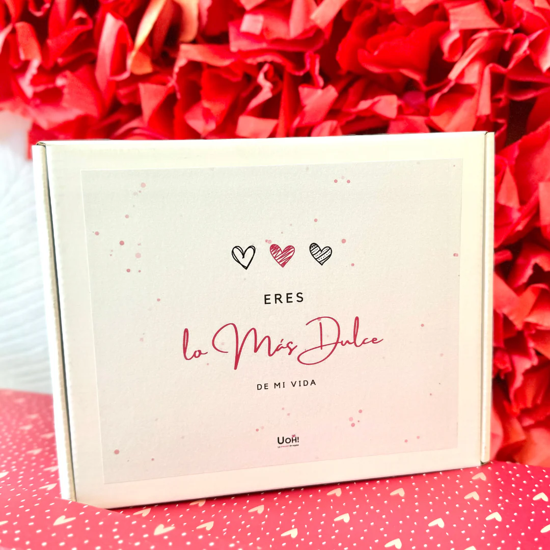 Caja dulce con corazones personalizados - Image 2