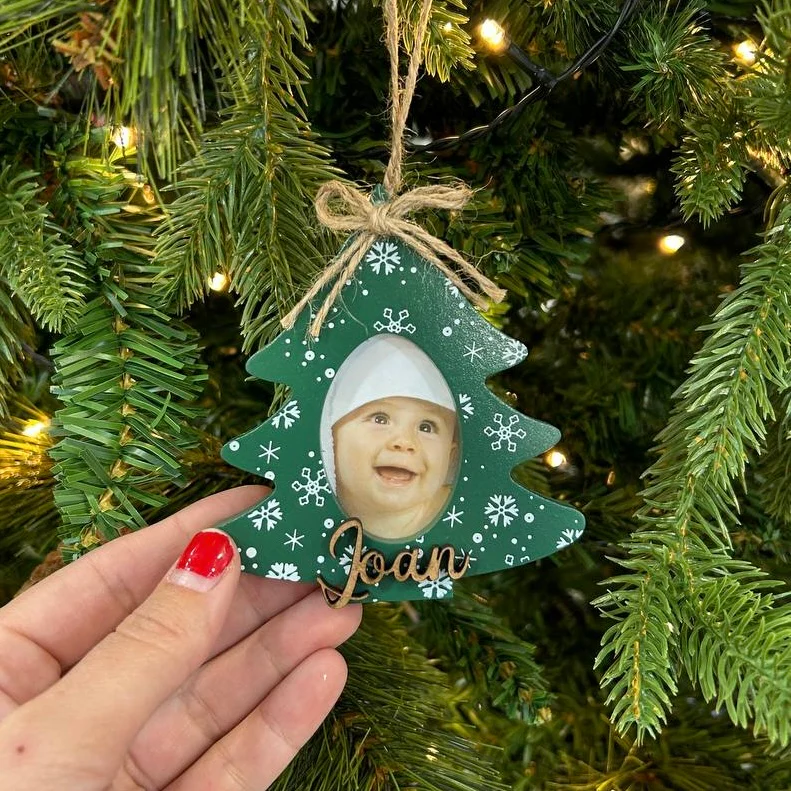Marco navideño personalizado para colgar - Image 2
