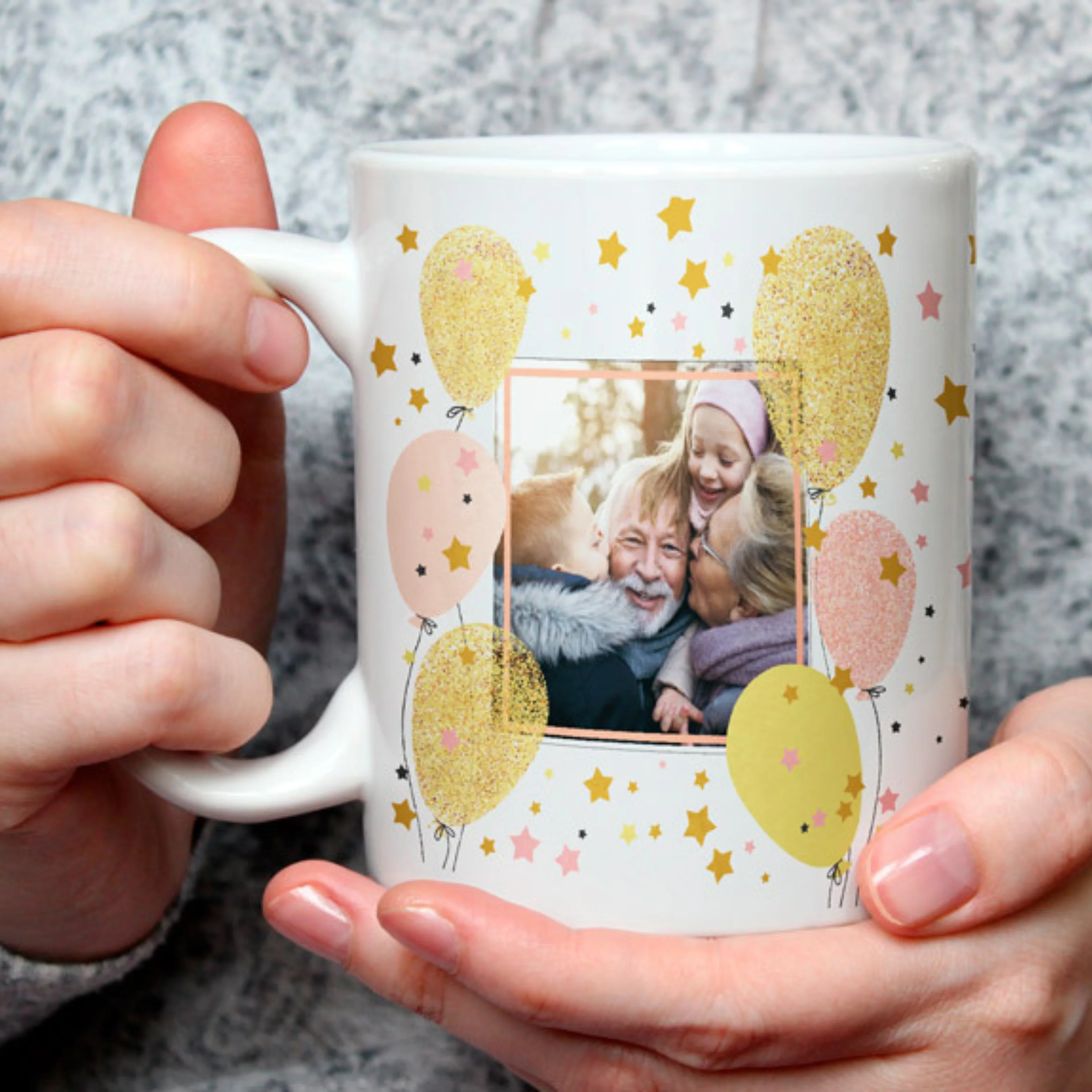 Taza personalizada "Globos y brillantina"